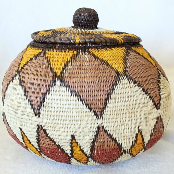 Panamanian Indian hand woven basket native Embera Wounaan triangle patterns - Picture 9 of 11